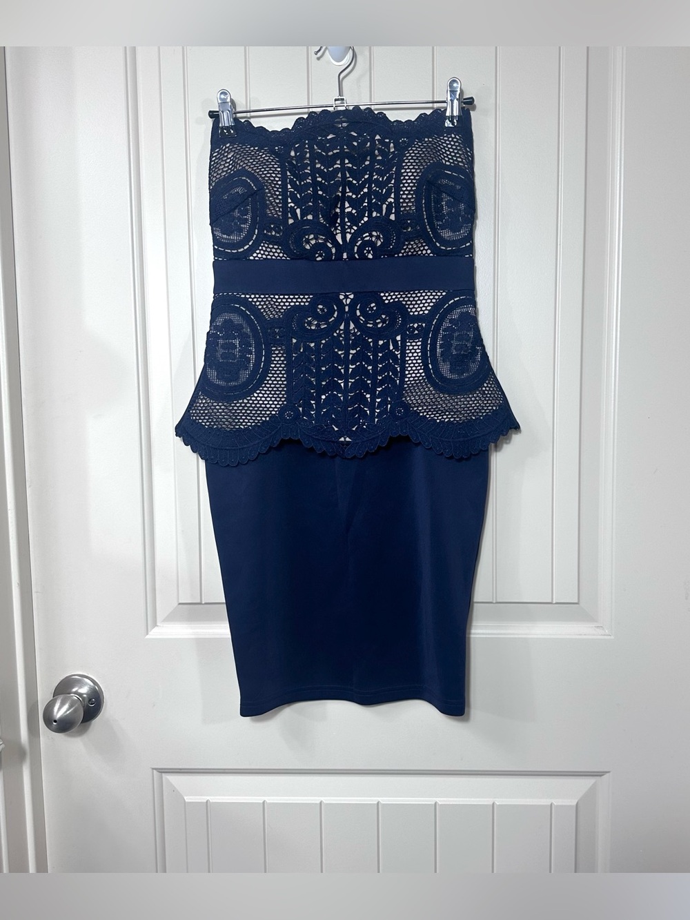 Entry Navy Strapless Lace Peplum Dress